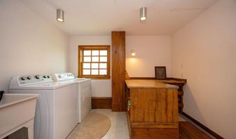 57 Darling Ln, Barnet, VT 05821