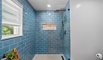 2770 Tacoma Dr, Blakeslee, PA 18610