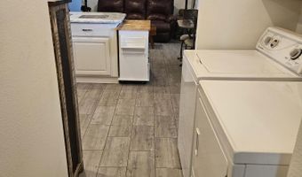 105 N DELAWARE Dr 21, Apache Junction, AZ 85120