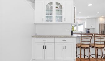 331 Third Beach Rd, Middletown, RI 02842