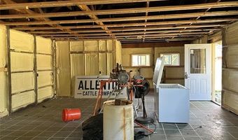 16465 Almont, Allenton, MI 48002