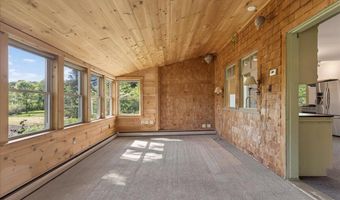 18 Cobb Rd, Belfast, ME 04915