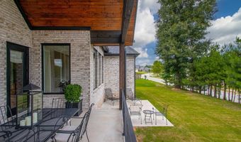 7400 Northwood Dr, Benton, AR 72019