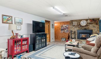 3621 Valley Rd, Casper, WY 82604