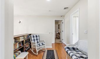 11 Southbury Rd, Cumberland, RI 02864