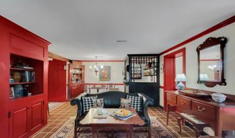 1108 S BARBARA Dr, Alburtis, PA 18011