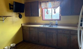 1 Hideaway Rd, Ash Fork, AZ 86320