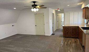 252 S Taxiway Dr, Albany, KY 42602