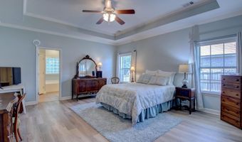 3816 Legacy Village Dr, Benton, AR 72015
