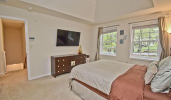 72 Chickadee Ln, Albrightsville, PA 18210