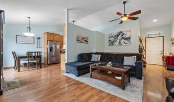 103 Whispering Wind Ln, Center Point, IA 52213