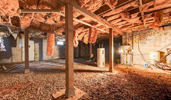 147 Iron Ore Ln, Barren Springs, VA 24313