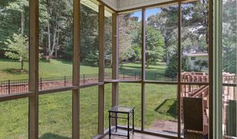 239 Back Nine Dr, Baneberry, TN 37890