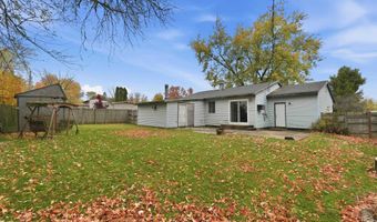 706 Carlin Dr, Angola, IN 46703