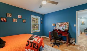 196 Avalon Dr, Athens, GA 30606