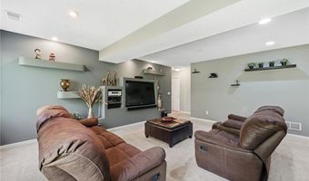 13476 Granada Ave, Apple Valley, MN 55124