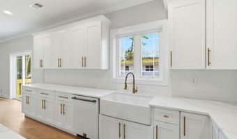 421 Roland Ave, Bayville, NJ 08721