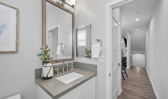 307 West St 103, Oceanside, CA 92054