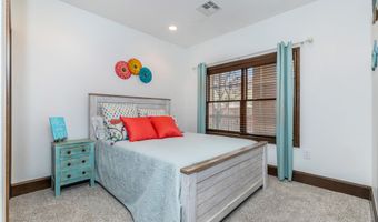 25 Grand Lake Dr, Afton, OK 74331