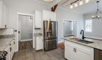 100 Church St, Abbeville, SC 29620