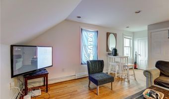 23 Stockholm St 2, Newport, RI 02840