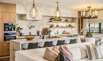 3301 Lincoln St, Carlsbad, CA 92008