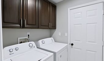 7246 Registry Dr, Indianapolis, IN 46217