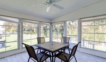 613 Papaya Cir, Barefoot Bay, FL 32976