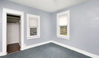 3832 Bowdoin St, Des Moines, IA 50313