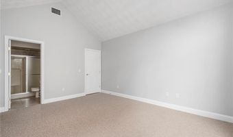 200 Roger Williams Ave 417, East Providence, RI 02916