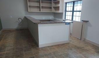 1739 E Mulberry, Angleton, TX 77515