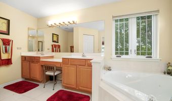 25014 W Nicklaus Way, Antioch, IL 60002