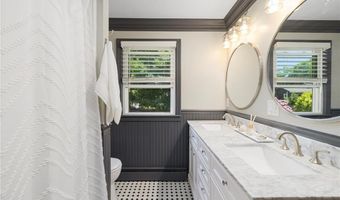 34 Terrace Dr, East Greenwich, RI 02818