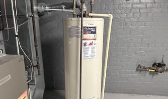 1207 8th St, Aurora, NE 68818