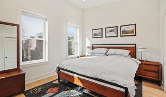 1410 C St NE, Washington, DC 20002
