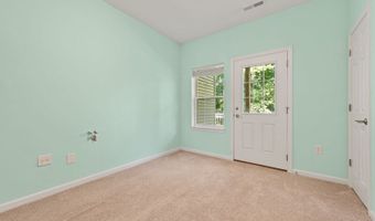 3 Riverview Ct 3, Brookfield, CT 06804