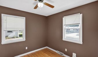 810 SE Belmont Dr, Ankeny, IA 50021