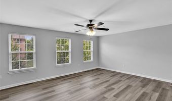 284 Broadstone Dr, Adams Twp., PA 16046