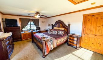 8667 W Hardwood Rd, Atoka, OK 74525