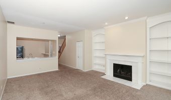 1379 Grandview Ct, Algonquin, IL 60102