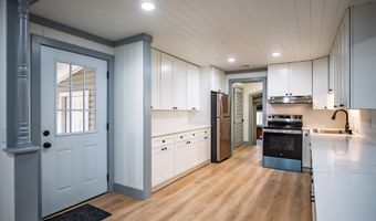 319 Rogers Ave, Bruce, MS 38915