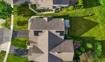 4041 Whitehall Ln, Algonquin, IL 60102