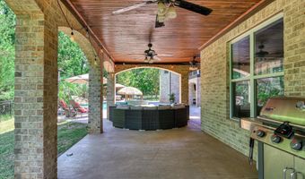 305 Alabaster Ct, Appling, GA 30802