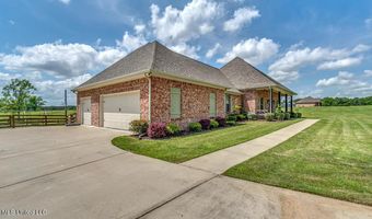 170 Winchester Dr, Flora, MS 39071