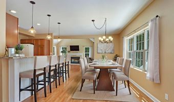 40431 N Fairview St, Antioch, IL 60002