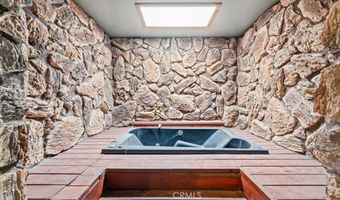 22935 Standing Rock, Apple Valley, CA 92307