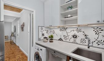 226 N THOMAS St N 226-3, Arlington, VA 22203