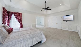 17 WATERTON Dr, Bear, DE 19701