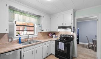 207 Midland St, Ashford, AL 36312