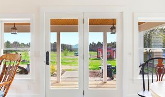 557 S Barnstead Rd, Barnstead, NH 03225